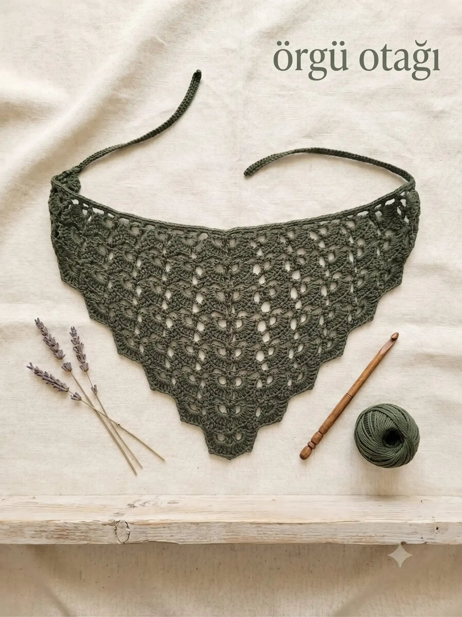 Örgü Otağı El Emeği Tığ İşi Haki Yeşili Üçgen Bandana - Kadın Örgü Saç Aksesuarı